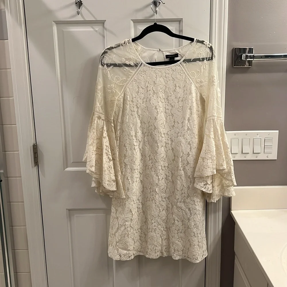 Cynthia Steffe Lace Bell Sleeve Sheath Above the Knee Mini Dress - Picture 2 of 7
